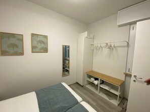 1 sovrum, strykjärn/strykbräda, gratis wi-fi och sängkläder