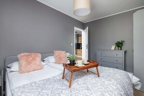 1 bedroom, iron/ironing board, WiFi, bed sheets