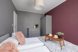 1 bedroom, iron/ironing board, WiFi, bed sheets