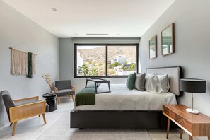 3 多间卧室、办公桌、熨斗/熨衣板、WiFi