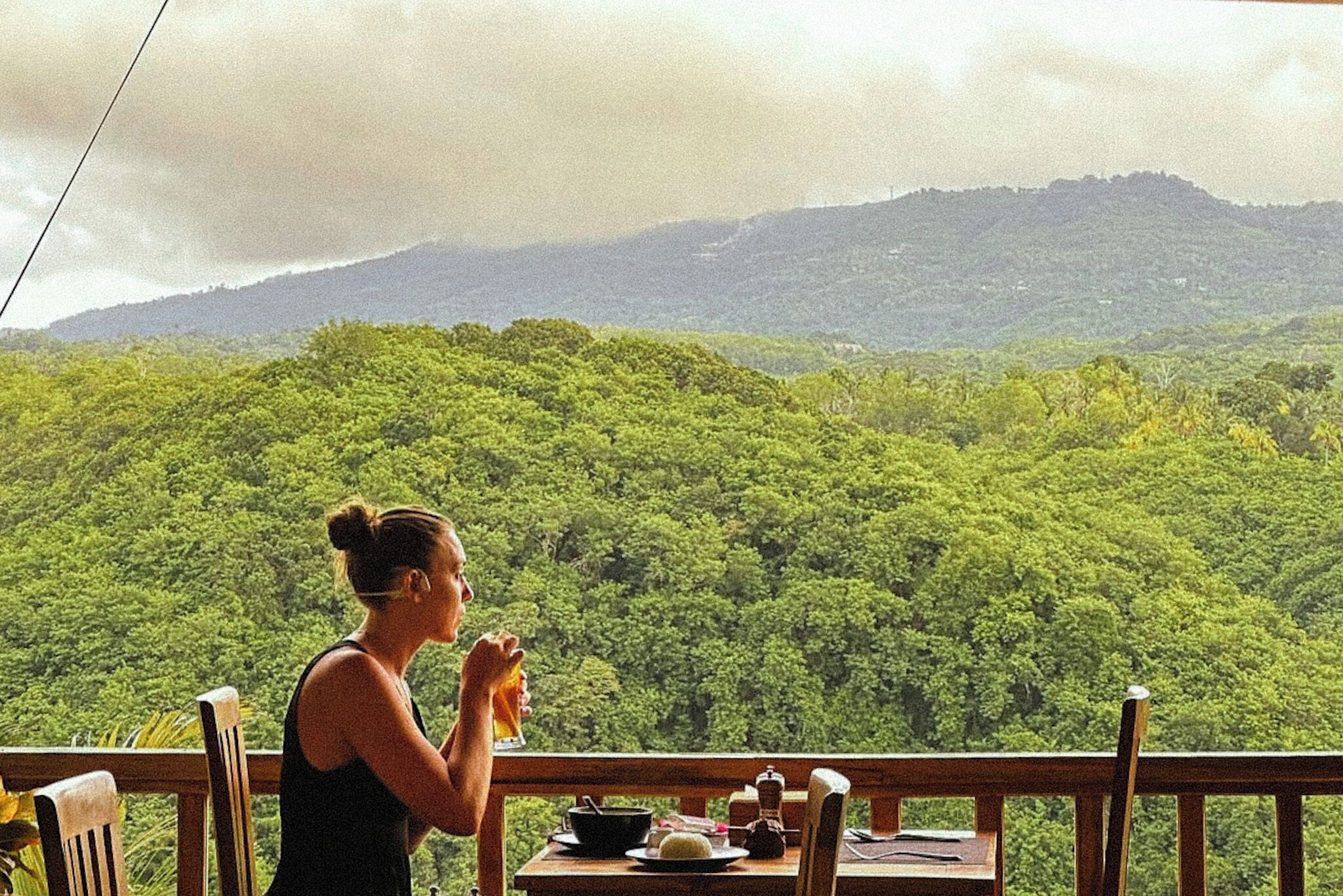 Free daily cooked-to-order breakfast