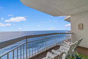 Property grounds - Garden City Beach Oceanfront Condo 911 | Rising Tides Properties Rental (Murrells Inlet)