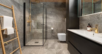 Enter Tromsø Luxury Villa
