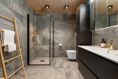 Enter Tromsø Luxury Villa