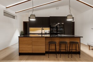 Exclusive Villa | Private kitchen | Electric kettle - Enter Tromsø Luxury Villa (Tromsø)