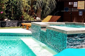 4 bedrooms, Internet - Mid-century Gem w Secret 4th Bedroom Near Downtown (Palm Springs)