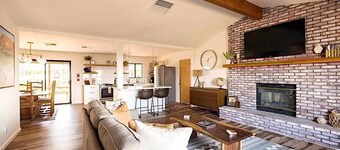 Cozy Rustic Home Minutes to Joshua Tree Nat l Park