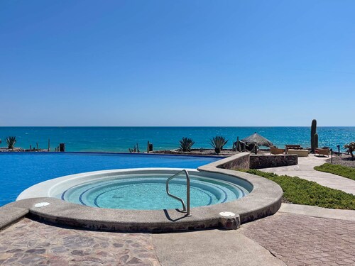 Hidden Gem Villa With Serene Beach Pool Access