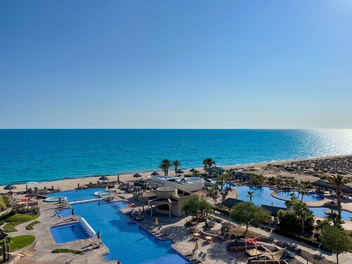 Hidden Gem Villa With Serene Beach Pool Access