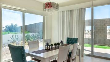 4 bedrooms