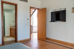 4 bedrooms - Hidden Gem Villa With Serene Beach Pool Access (Puerto Peñasco)