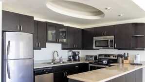 House - Find Peace at a Modern Ground Floor Condo (Puerto Peñasco)