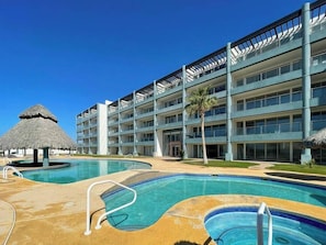 Room - Find Peace at a Modern Ground Floor Condo (Puerto Peñasco)
