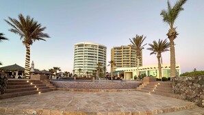 Unclassified image, 2 of 78, button - Stylish Condo With Serene Beach Infinity Pool (Puerto Peñasco)
