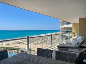 Room - Oceanfront Gem With Pools Private Beach (Puerto Peñasco)