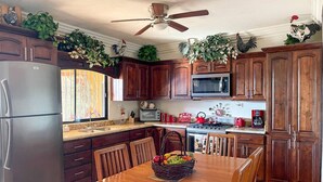House | 3 bedrooms - Homely Mexican Accent Apartment 2 (Puerto Peñasco)