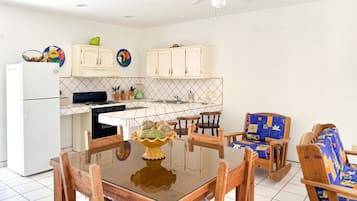 House | 2 bedrooms, Internet