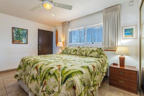 1 slaapkamer, een strijkplank/strijkijzer, gratis wifi, beddengoed