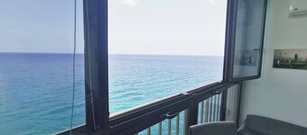 Sea View Studio 2 in San Agustin