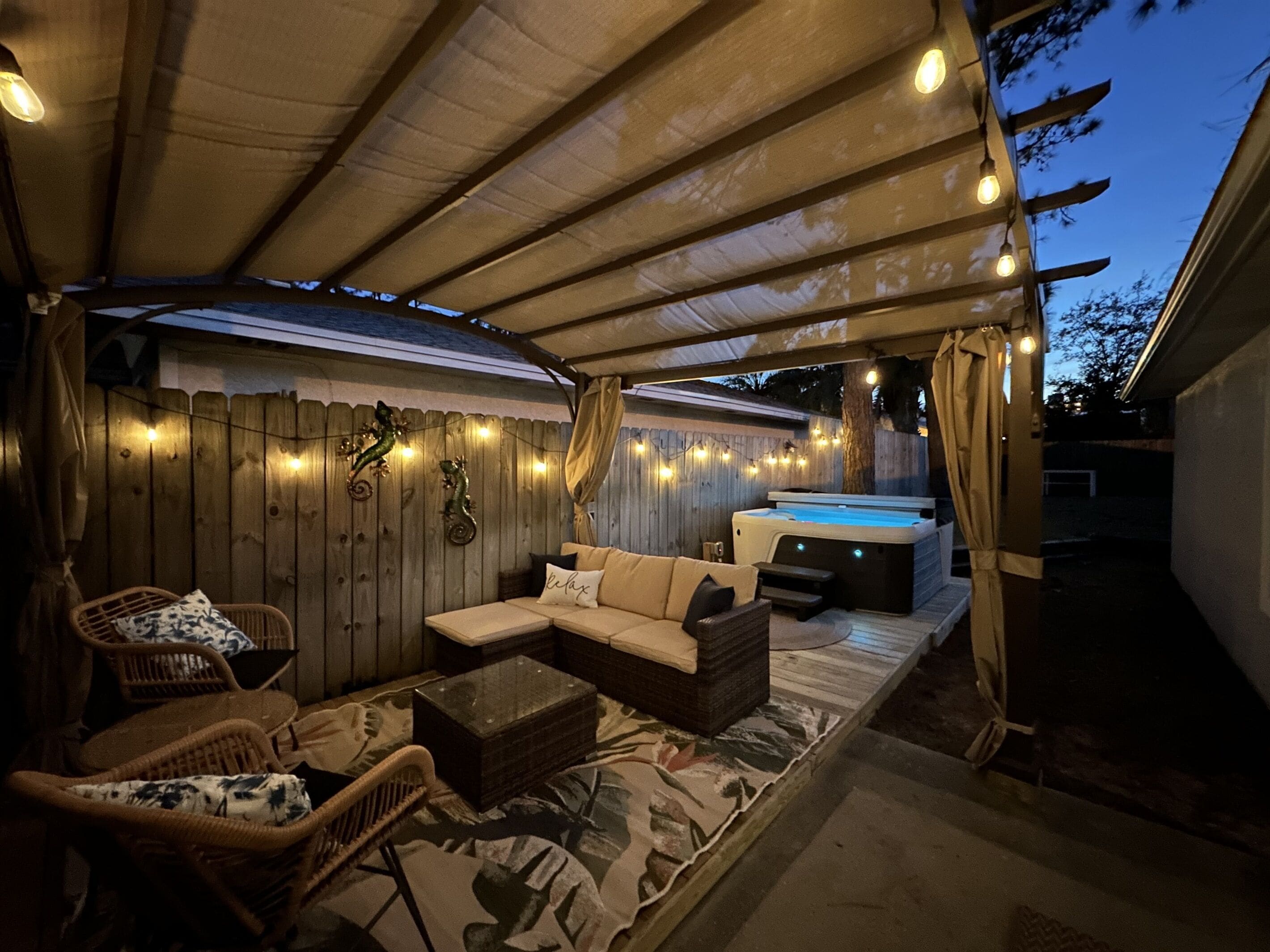 Walk to the Beach | Hot Tub | Newly Renovated