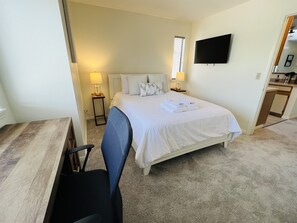 1 bedroom, desk, iron/ironing board, free WiFi