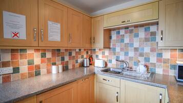 Fridge, dishwasher, electric kettle, toaster