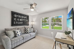 Televisión, oficina