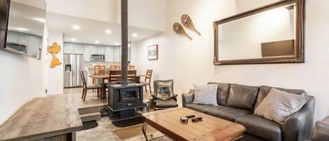 Älytelevisio, pöytätennispöytä