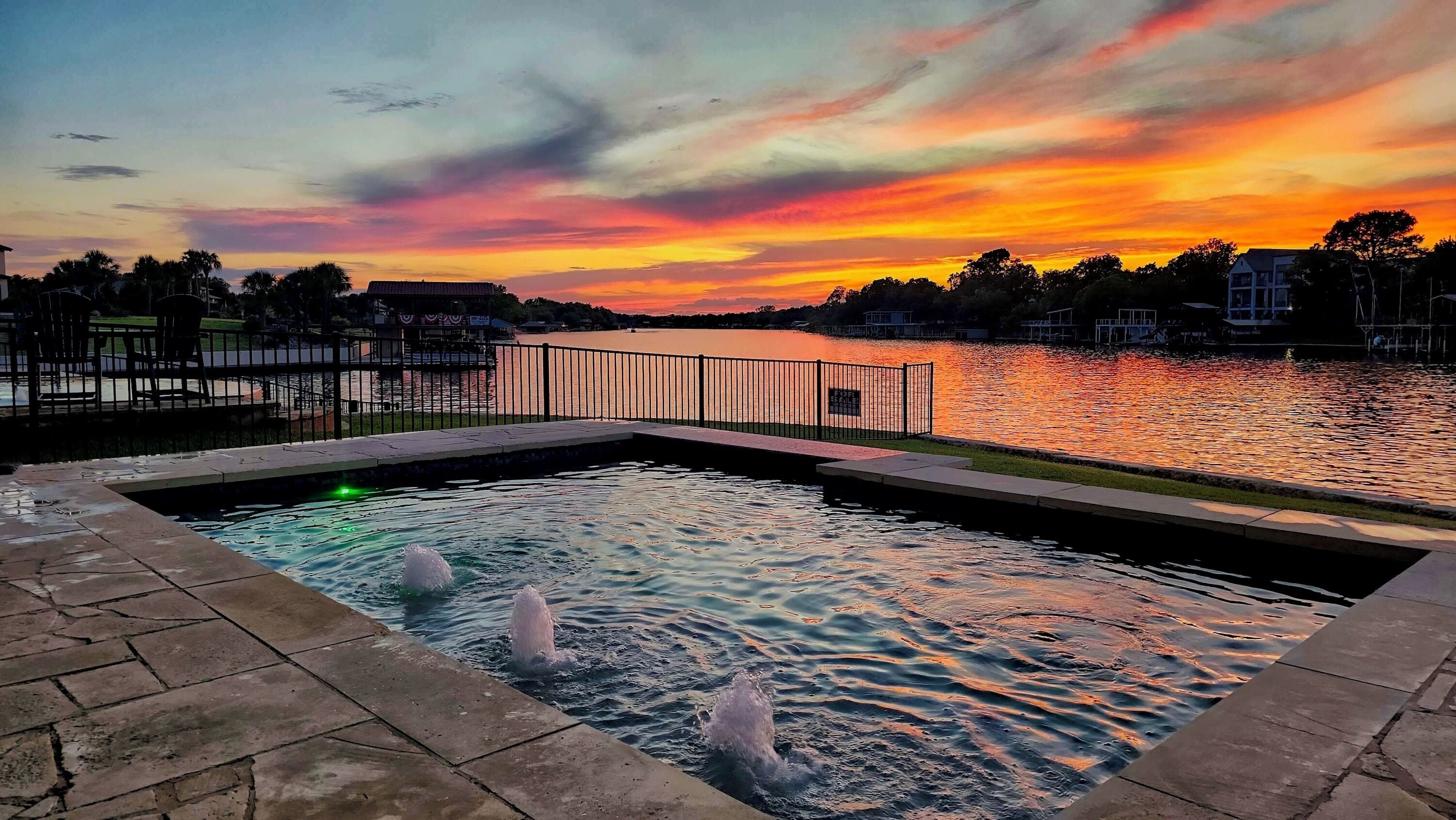 GiGi's Jewel - Pool, Boat Slip, Elevator, Paddlebaord, Ping-Pong,Pickle Ball!