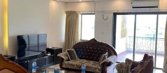 Luxurious 4BHK Flat & Apartment with King Size Bed near Bambolim Beach Goa