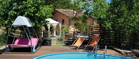 Piscine extérieure (ouverte en saison)