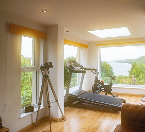 Luxury Cottage With Stunning Views by Fairy Pools!