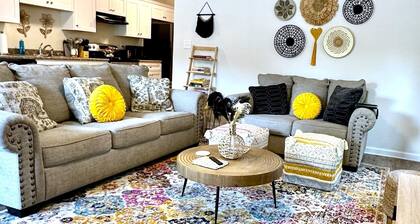 Near Atrium & town, King/Queen/Pullout, NO stairs