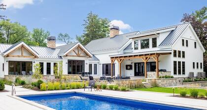 The Pool House at Fr. Sorin's w/ Paddle Tennis