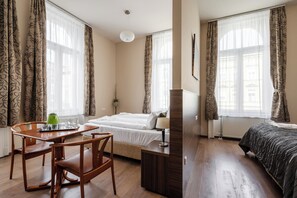 Familienzimmer | 1 Schlafzimmer, Schreibtisch, kostenloses WLAN, Bettwäsche