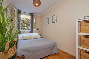 Apartment (2 Bedrooms)