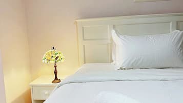 客房, 私人浴室 (Master Bedroom) | 布置獨特、書桌、熨斗/熨衣板、免費無線上網