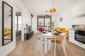 Living room - Leśmiana Apartment Gdańsk by Renters (Gdansk)