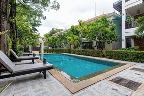 Outdoor pool - Krous Village Road (Siem Reap)