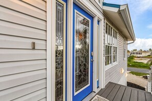 تفاصيل الفندق من الخارج