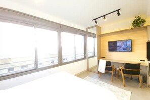 1 chambre, fer et planche à repasser, accès au Wi-Fi (inclus)