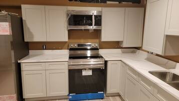 Microwave, stovetop, dishwasher