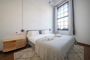 5 Schlafzimmer, Bügeleisen/Bügelbrett, WLAN, Bettwäsche