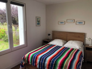 2 dormitorios, tabla de planchar con plancha, wifi gratis y ropa de cama