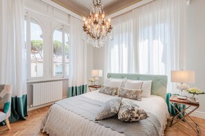 6 bedrooms, bed sheets