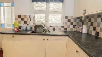 Cottage | Bếp riêng | Tủ lạnh, máy rửa bát, ấm điện, lò nướng bánh mì