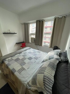 1 quarto, ferros/tábuas de passar roupa, Wi-Fi, roupa de cama