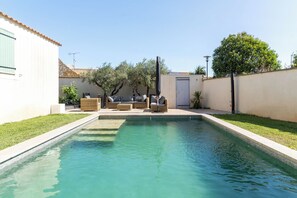 Outdoor pool, a heated pool - Villa les Oliviers (Velaux)