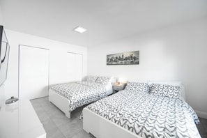 1 bedroom, in-room safe, iron/ironing board, free WiFi