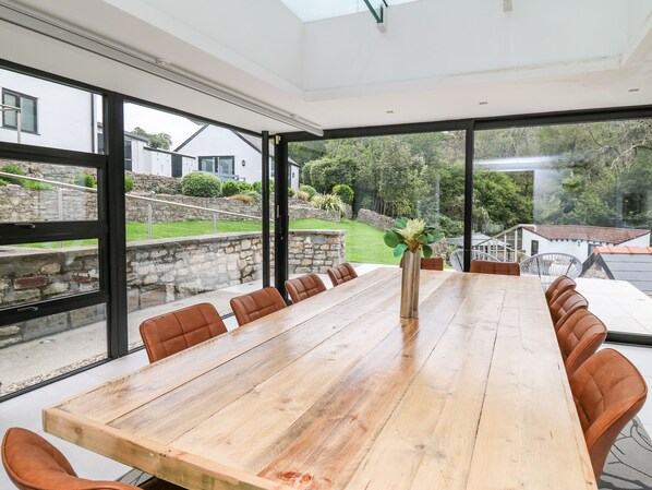 Cottage | Interior